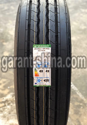 Triangle TRC03 (универсальная) 295/80 R22.5 152/149M 18PR (автобусная) - Фото протеткора с этикеткой